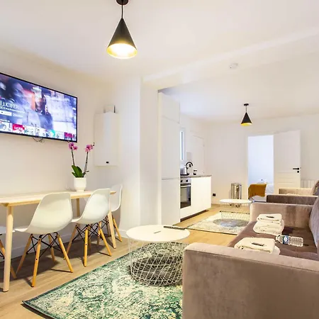 Elegant Apartment - 2Bd - 8P - Eiffel Tower Paris Exterior photo